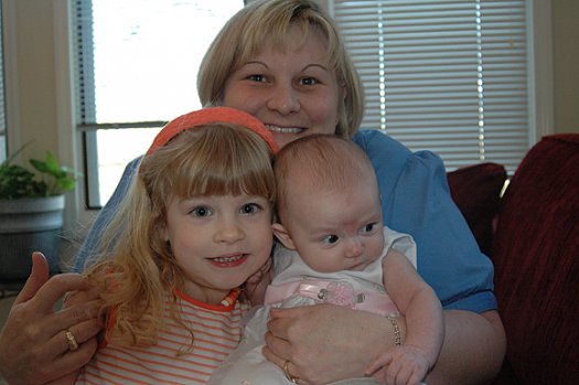 Ella, Gabby and Mommy